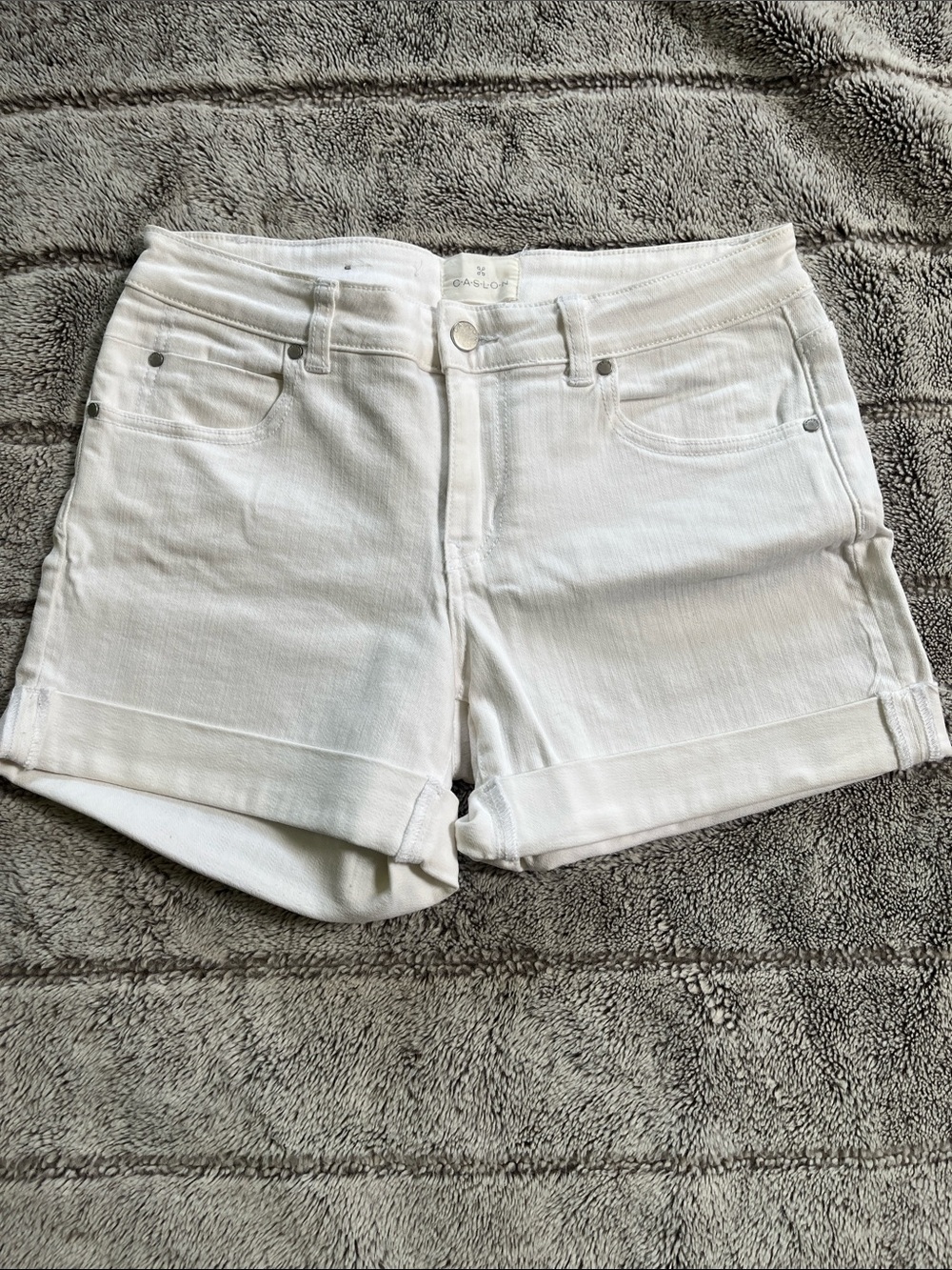 Caslon White Rolled Cuff Boyfriend Denim Shorts